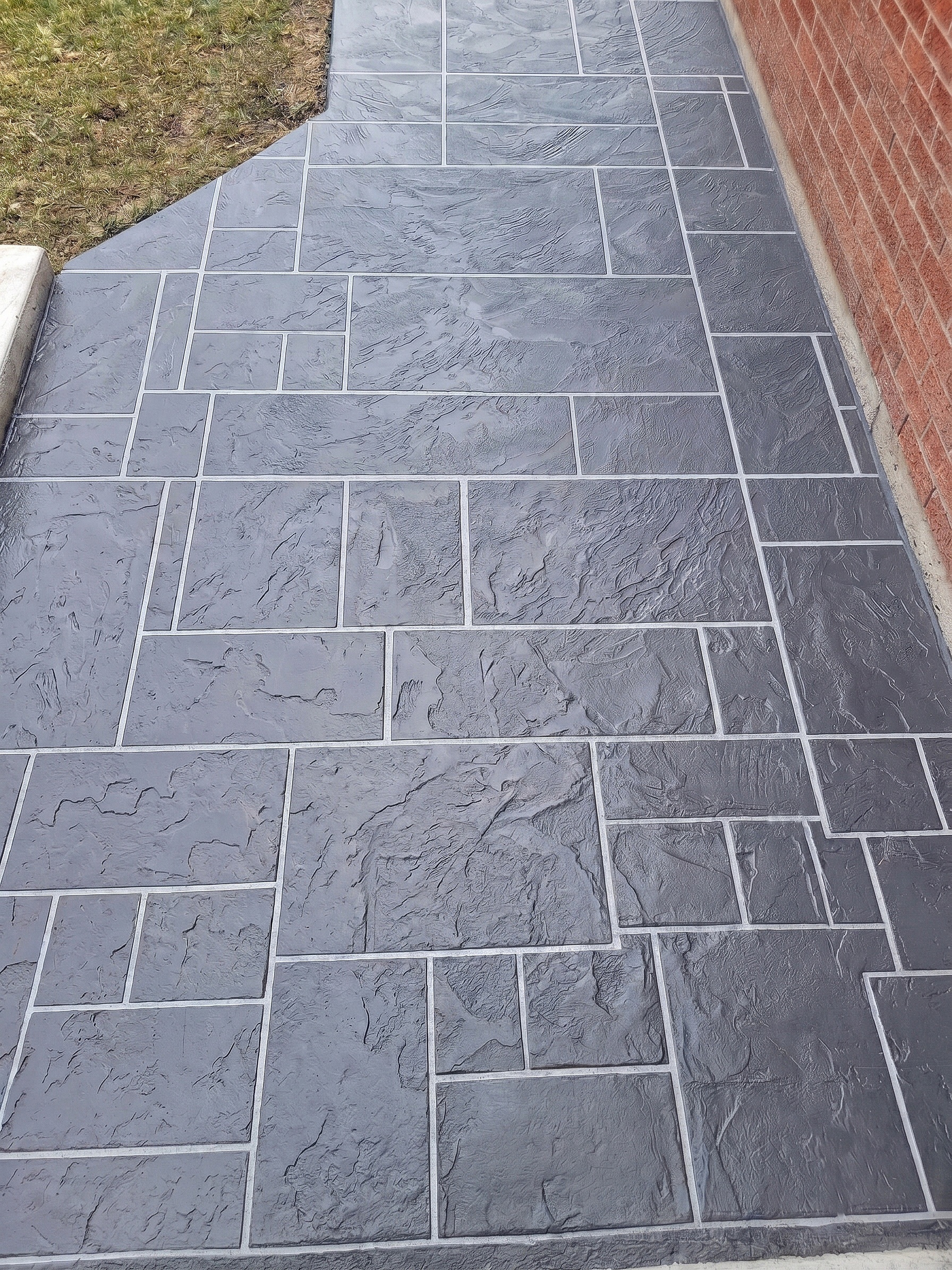 Driveway after charcoal Jewelstone resurfacing